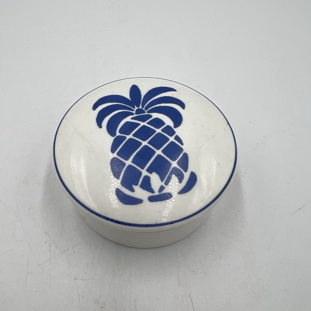Leart Brazil Ceramic Pineapple‎ Trinket Box with Lid Blue White Vintage